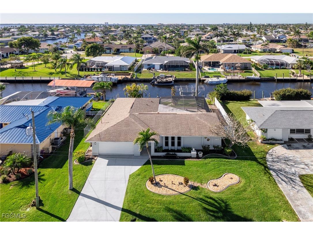 1936 SE 31st Terrace Cape Coral FL 33904 2026002225 image2