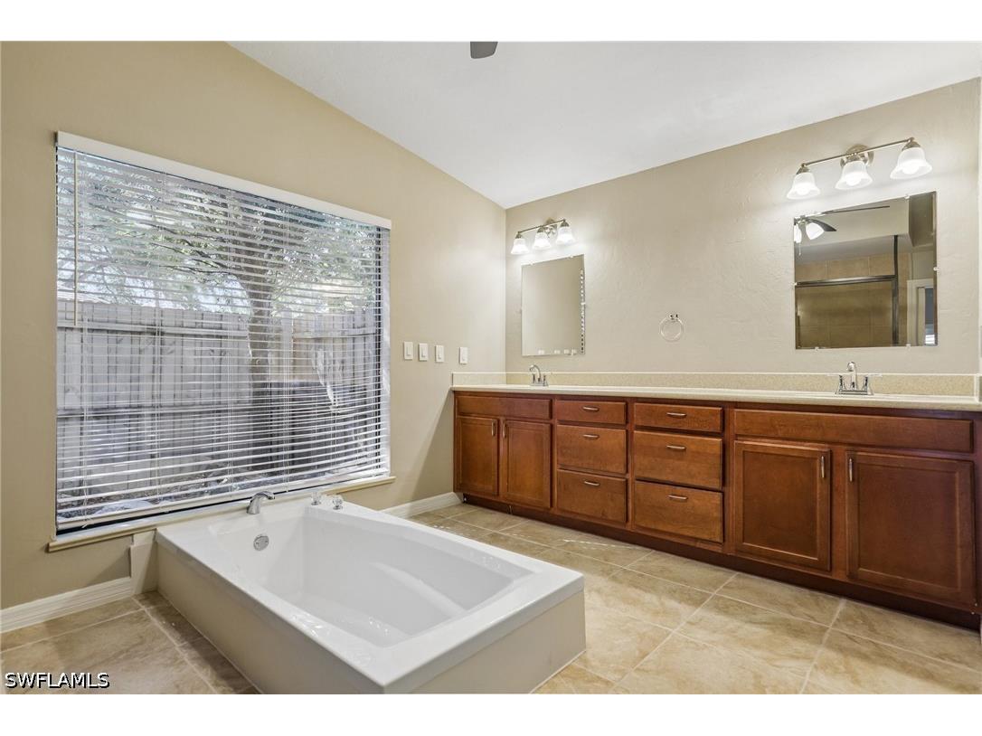 1937 Princess Court Naples FL 34110 226019173 image24
