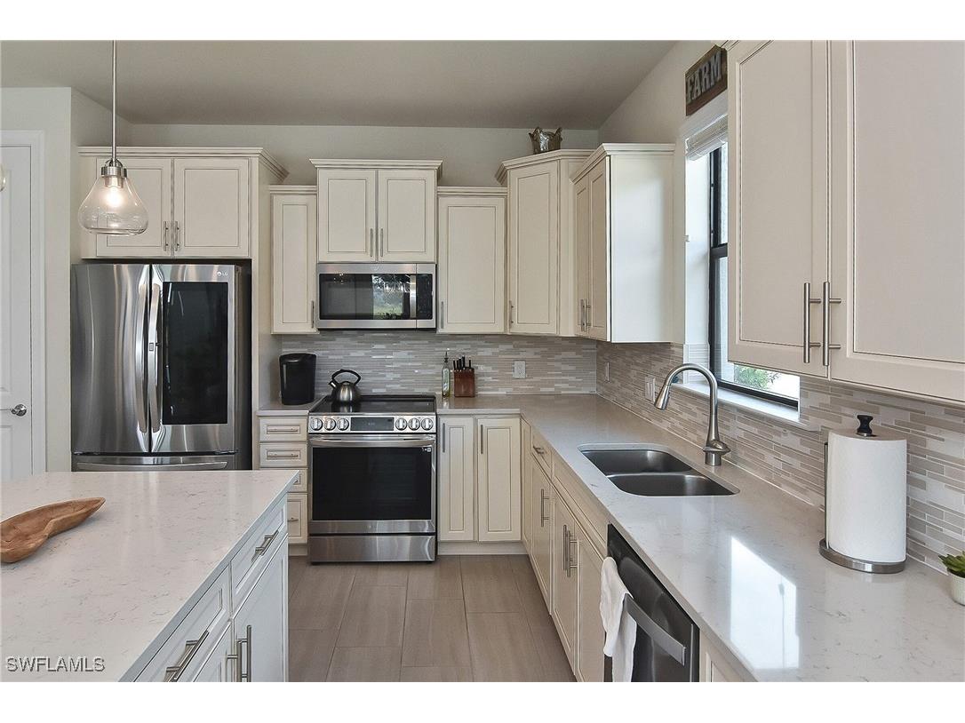 19375 Elston Way Estero FL 33928 225077674 image28