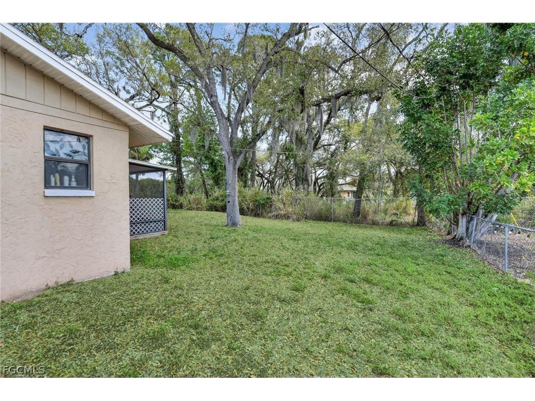 1938 Flamingo Drive North Fort Myers FL 33917 2026012329 image25