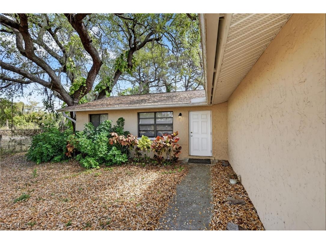 1938 Flamingo Drive North Fort Myers FL 33917 2026012329 image5