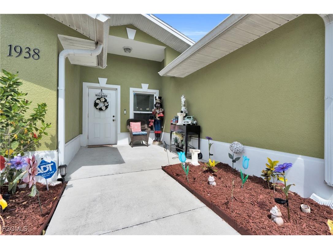 1938 Lillie Street Fort Myers FL 33916 2025010603 image12