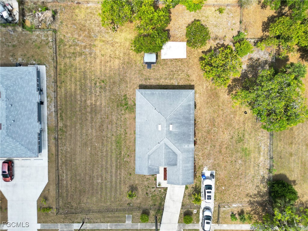 1938 Lillie Street Fort Myers FL 33916 2025010603 image4