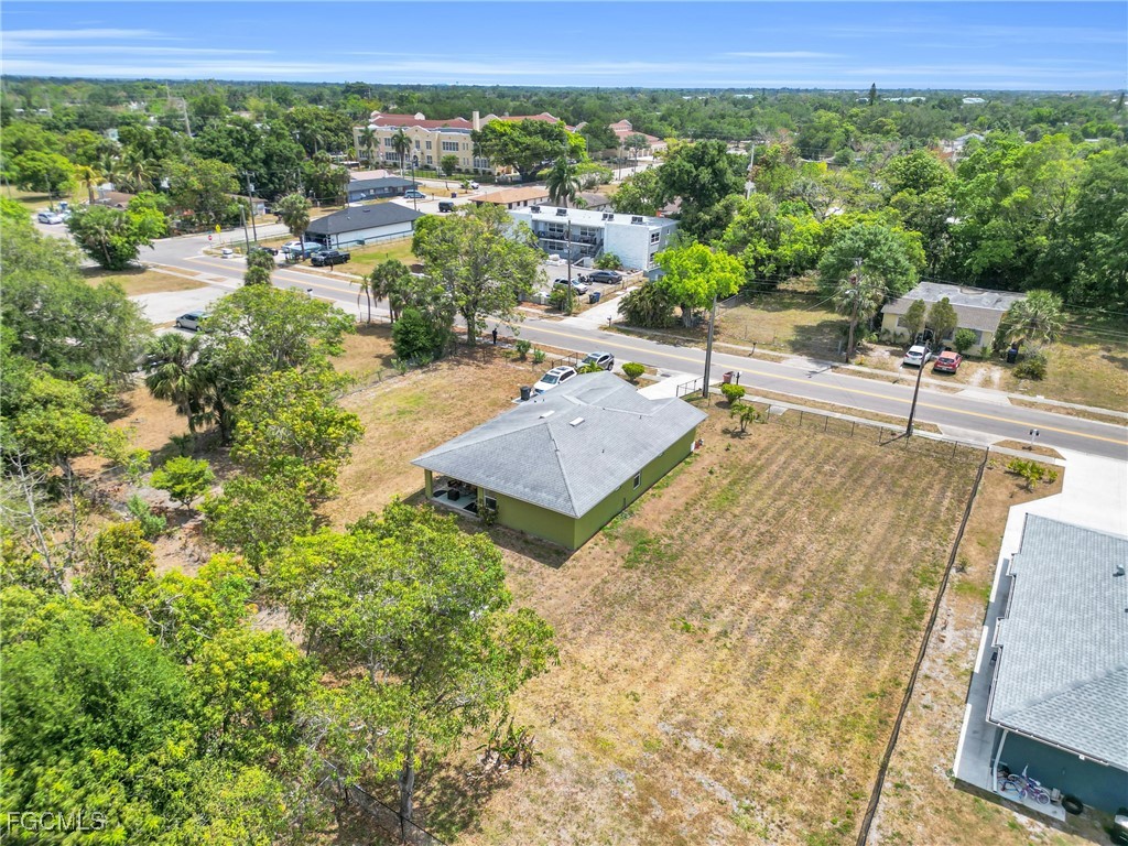 1938 Lillie Street Fort Myers FL 33916 2025010603 image5