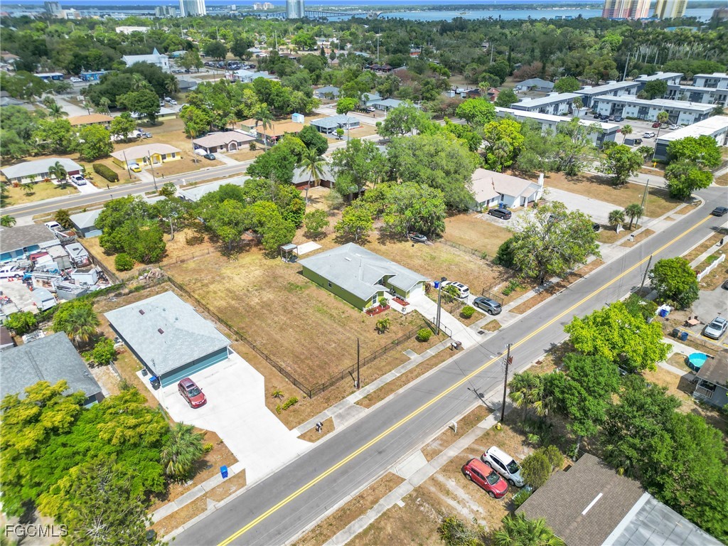 1938 Lillie Street Fort Myers FL 33916 2025010603 image7