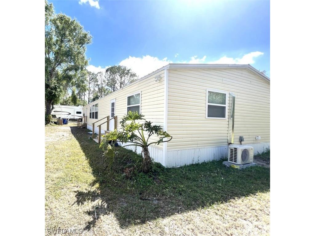 19381 Durrance Road North Fort Myers FL 33917 223027903 image1
