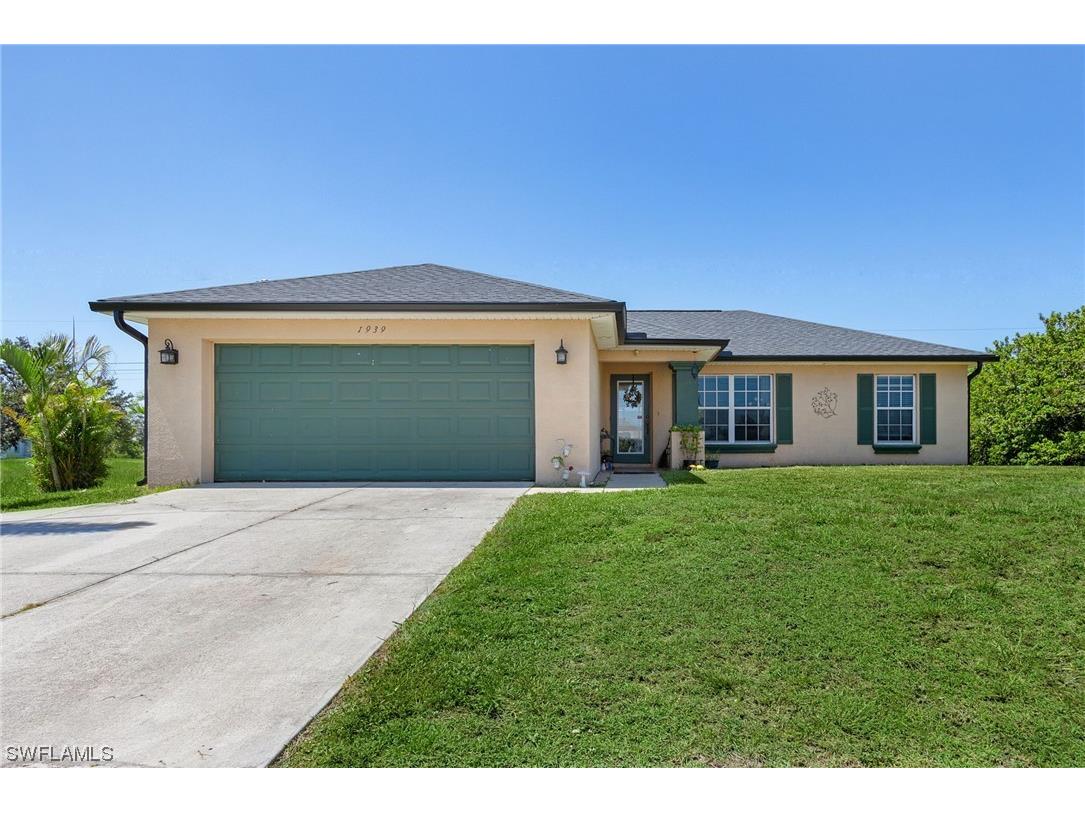 1939 Kismet Parkway E Cape Coral FL 33909 223047391 image1