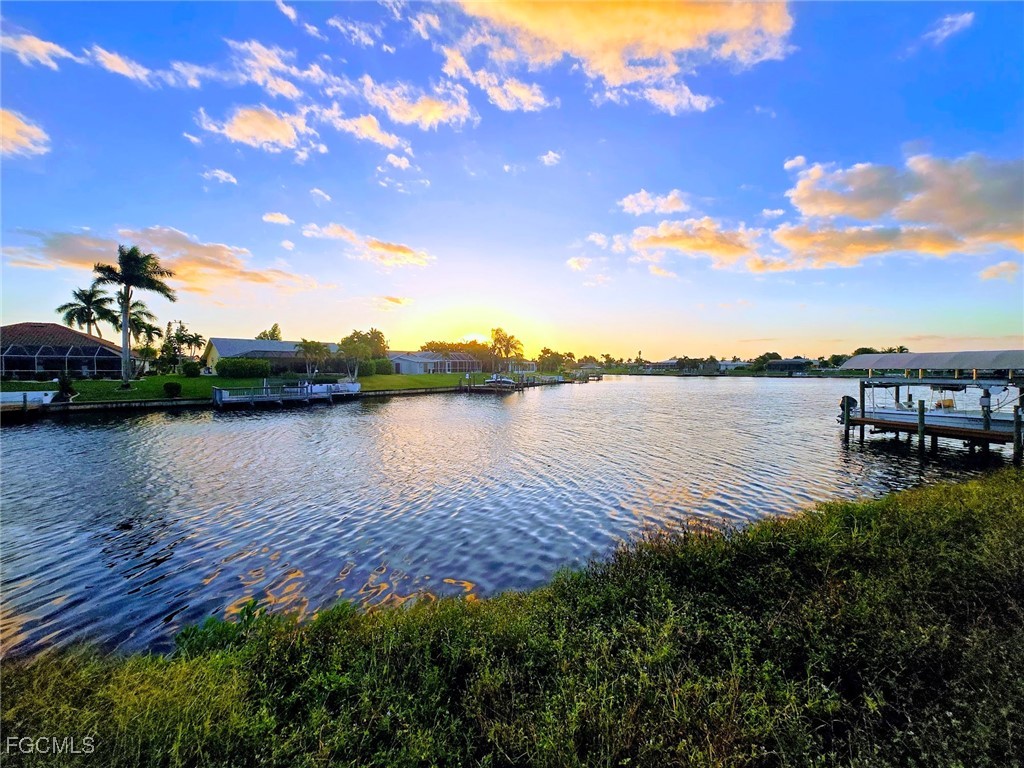 1939 SE 10th Avenue Cape Coral FL 33990 2025013842 image1