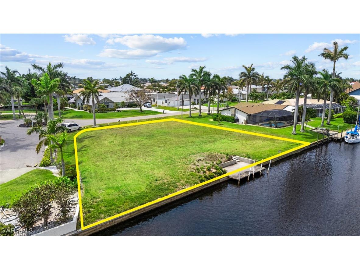 1939 SE 37th Terrace Cape Coral FL 33904 226000050 image1