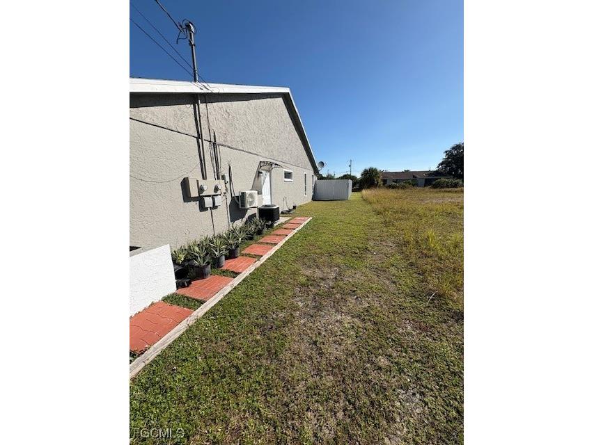 1939 Santa Barbara Boulevard Cape Coral FL 33991 2025018100 image24
