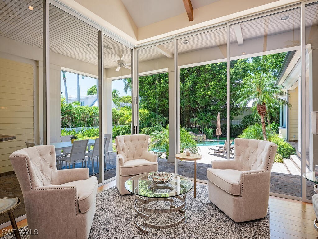 194 4th Avenue N Naples FL 34102 225072541 image16