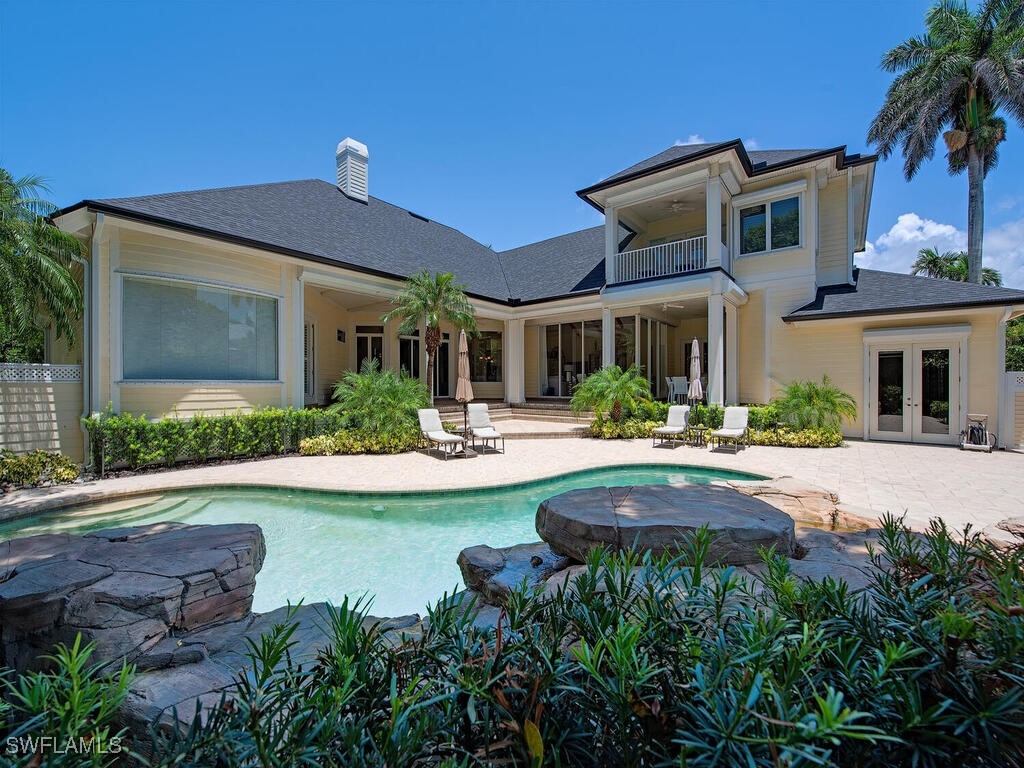 194 4th Avenue N Naples FL 34102 225072541 image7