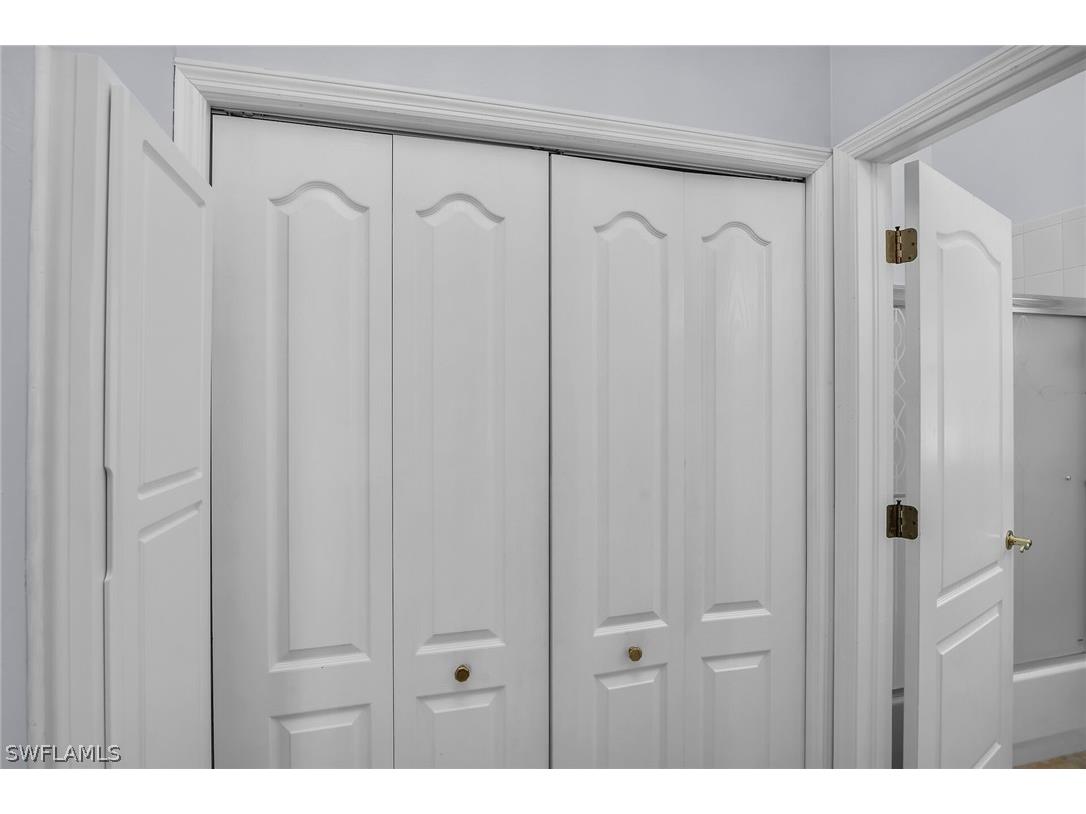 194 Newport Drive #908 Naples FL 34114 226011133 image23