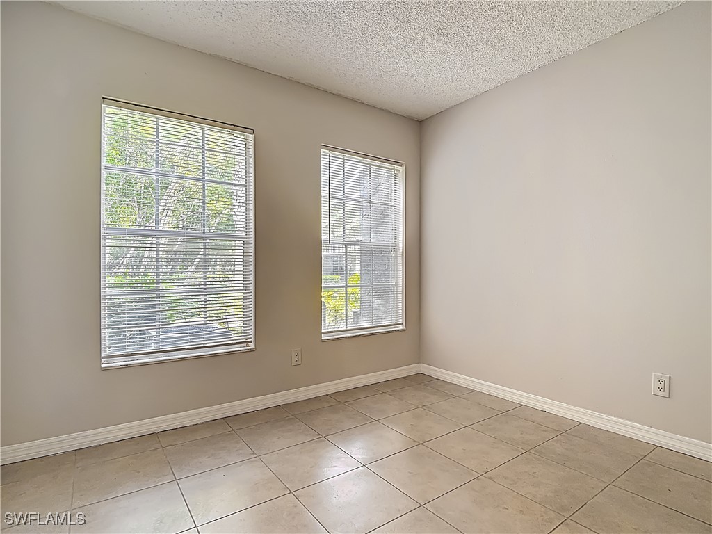 194 Santa Clara Drive #12 Naples FL 34104 225074080 image20