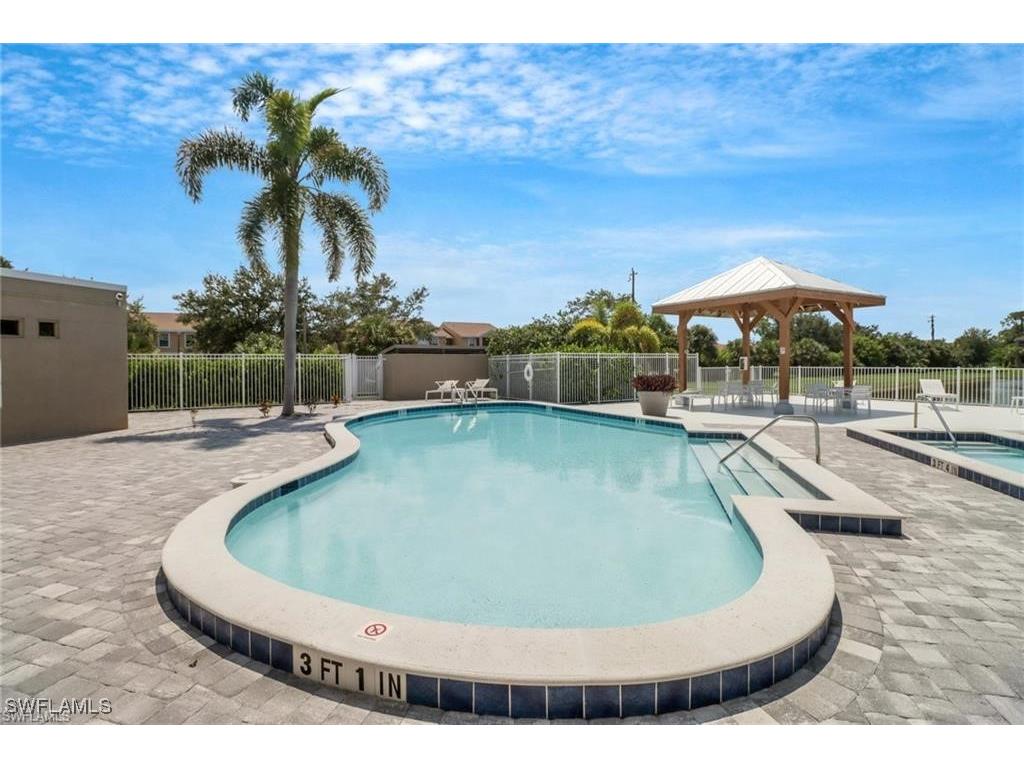 194 Santa Clara Drive #12 Naples FL 34104 225074080 image32
