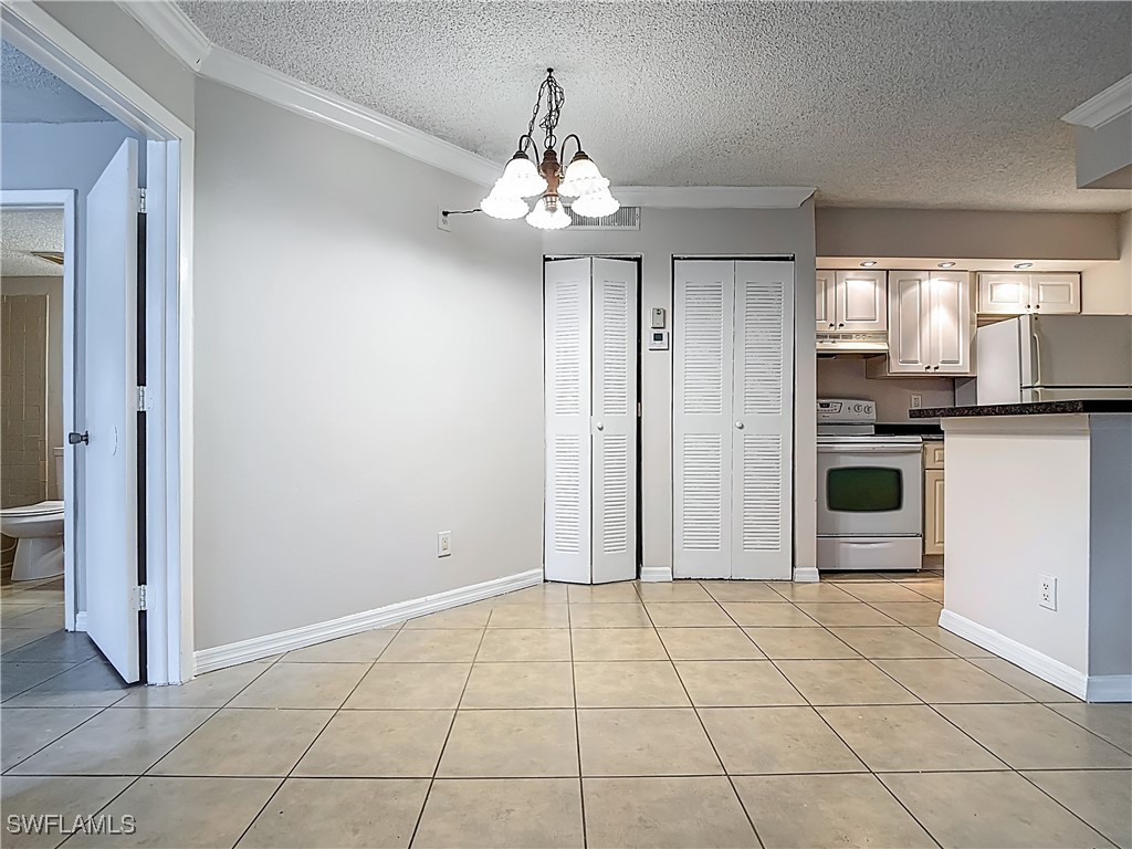 194 Santa Clara Drive #12 Naples FL 34104 225074080 image7