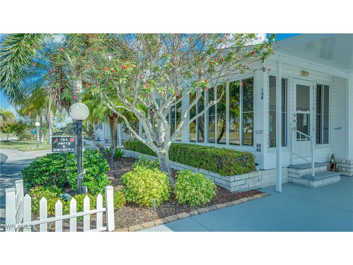 194 Sun Drive North Fort Myers FL 33903 225014889 image1