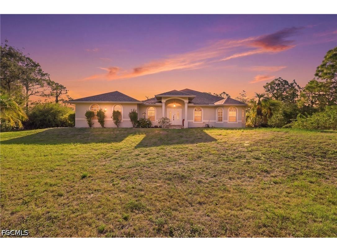 1940 Desoto Boulevard N Naples FL 34120 2026023165 image1