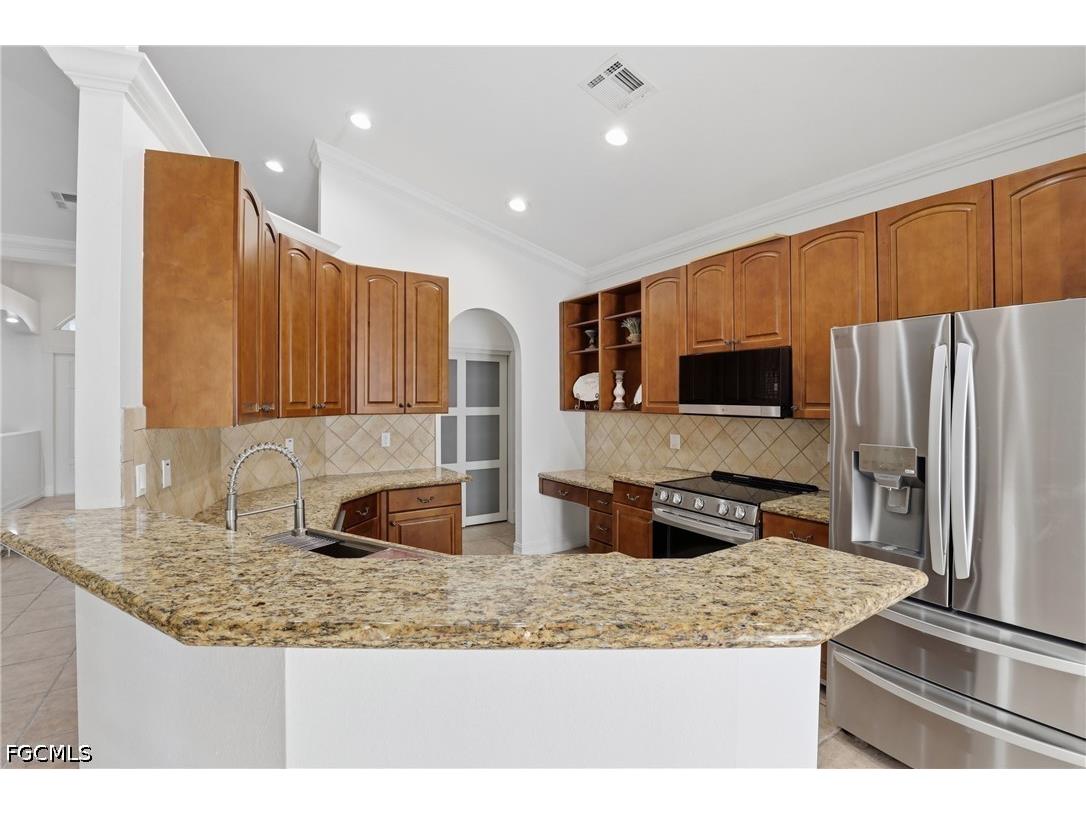 1940 Desoto Boulevard N Naples FL 34120 2026023165 image21