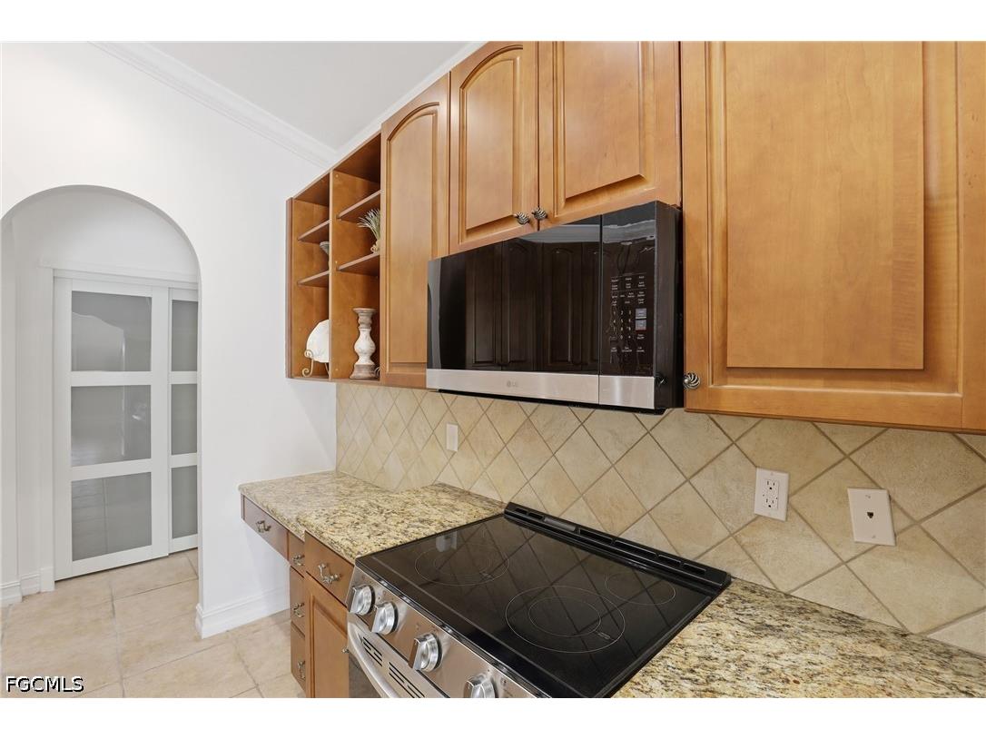 1940 Desoto Boulevard N Naples FL 34120 2026023165 image22