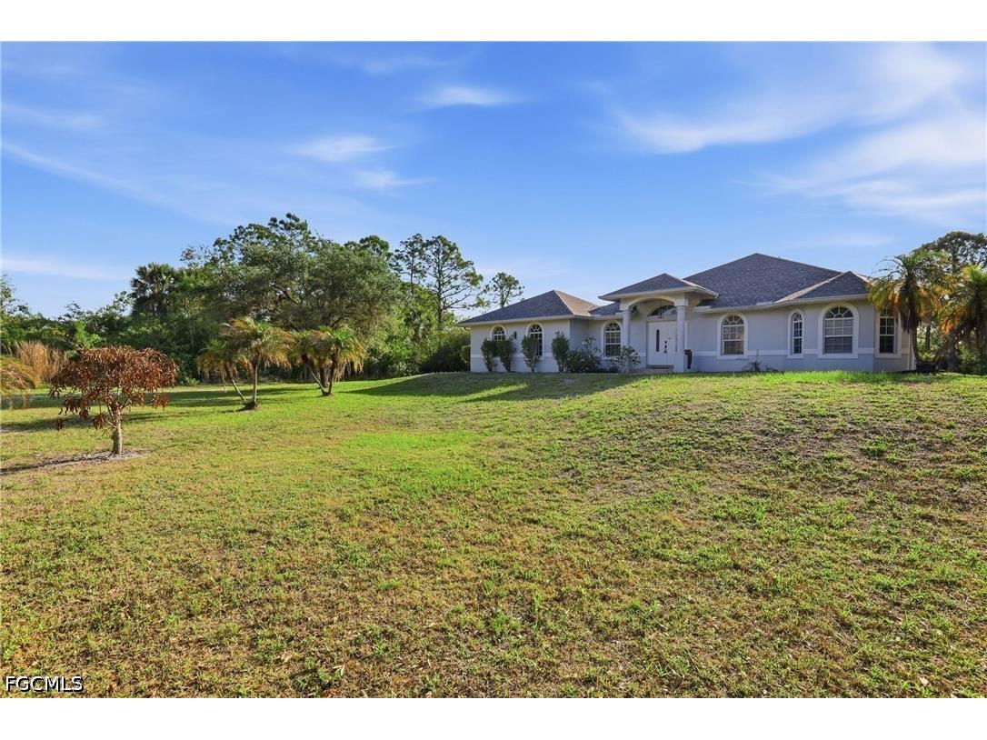 1940 Desoto Boulevard N Naples FL 34120 2026023165 image3