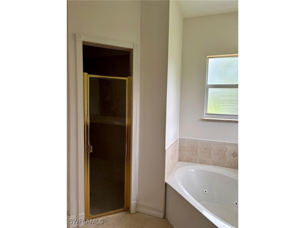 1940 Desoto Boulevard N Naples FL 34120 225065913 image18