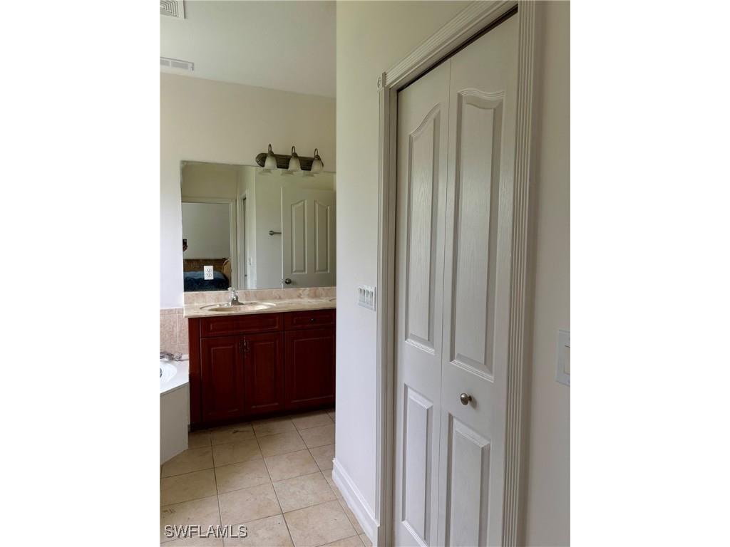 1940 Desoto Boulevard N Naples FL 34120 225065913 image19