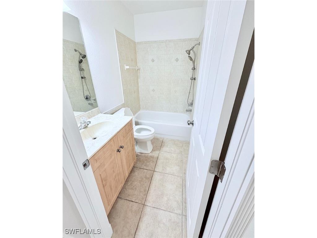 1940 Desoto Boulevard N Naples FL 34120 225065913 image23