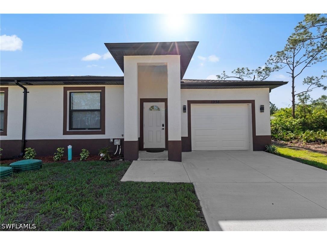 1940 Laverna Avenue Lehigh Acres FL 33972 226017753 image1