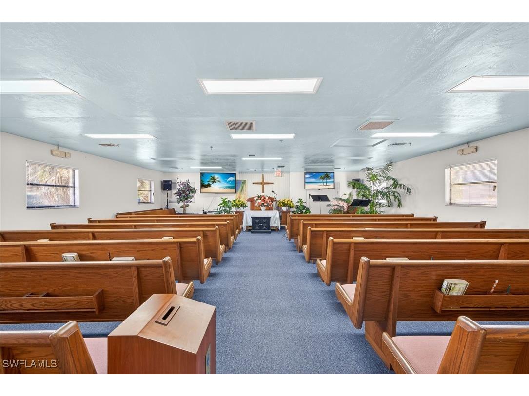 1940 Ricardo Avenue Fort Myers FL 33901 226004320 image1