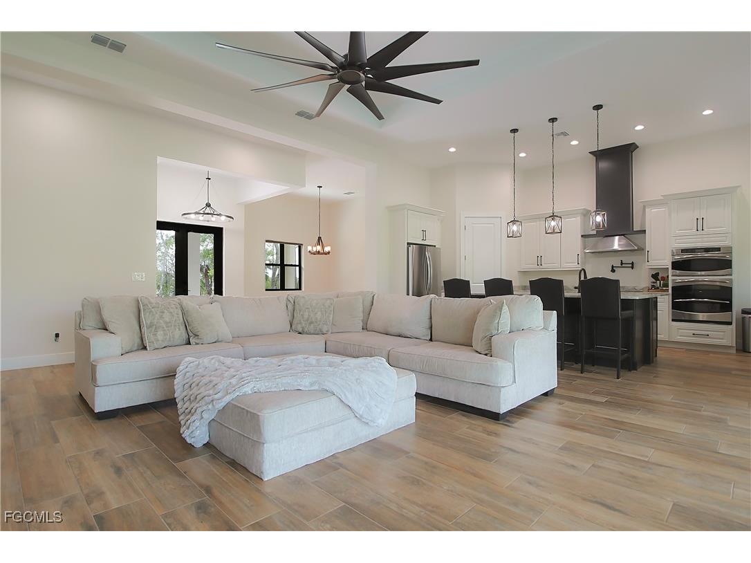 19401 Witts End Alva FL 33920 2025009615 image16