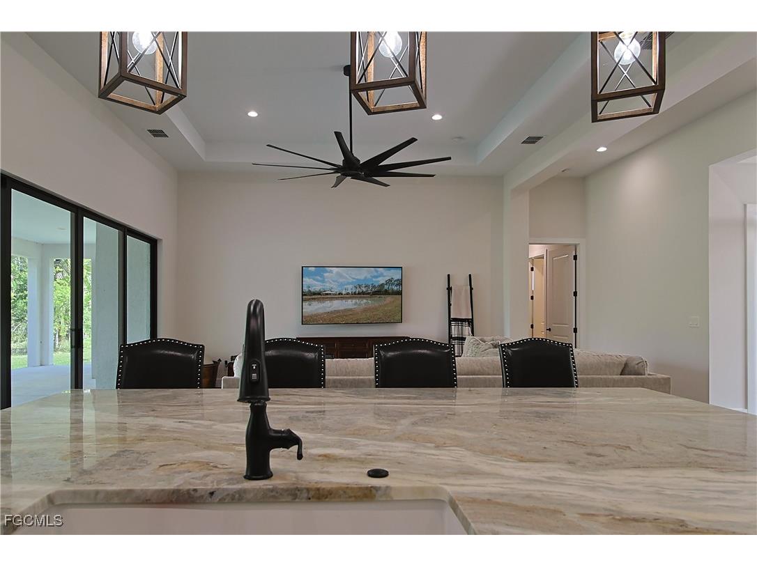 19401 Witts End Alva FL 33920 2025009615 image21