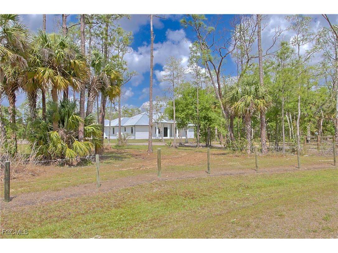 19401 Witts End Alva FL 33920 2025009615 image48