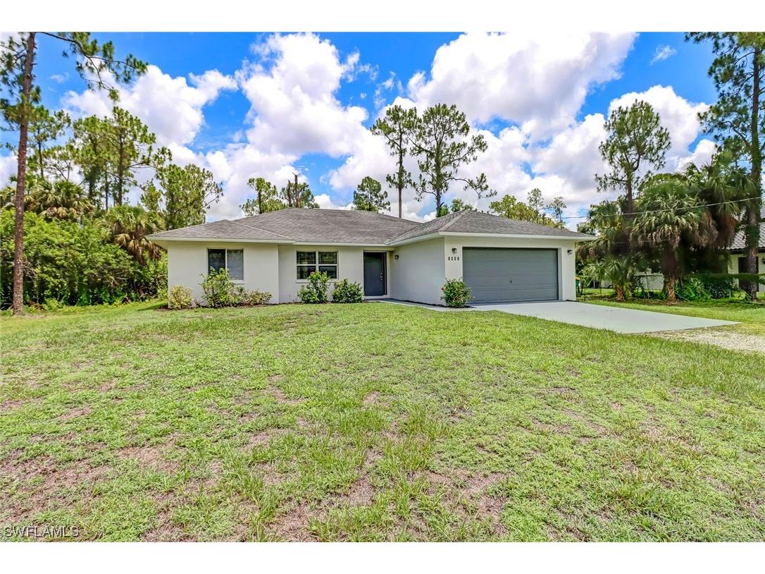 1941 18th Avenue NE Naples FL 34120 223043177 image1