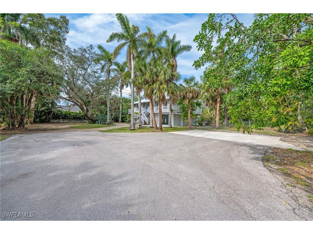 1941/1947 Clark Court Naples FL 34112 225011090 image1