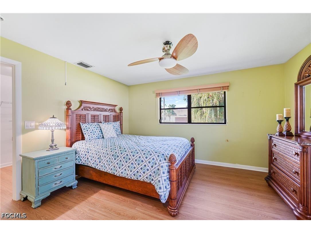 1941 Princess Court Naples FL 34110 2026018384 image24