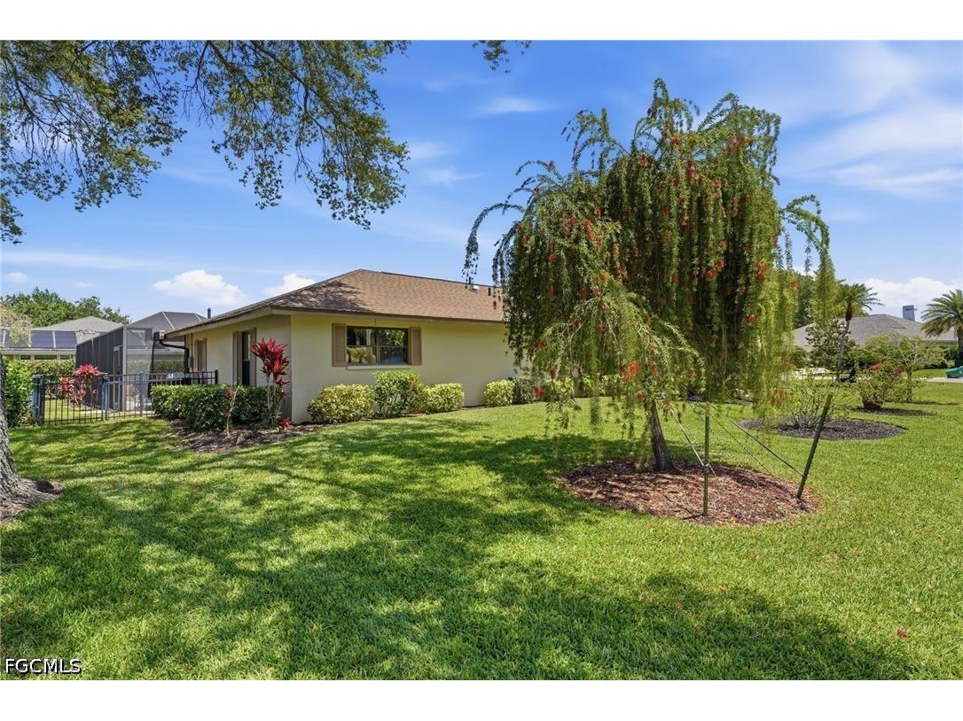1941 Princess Court Naples FL 34110 2026018384 image32