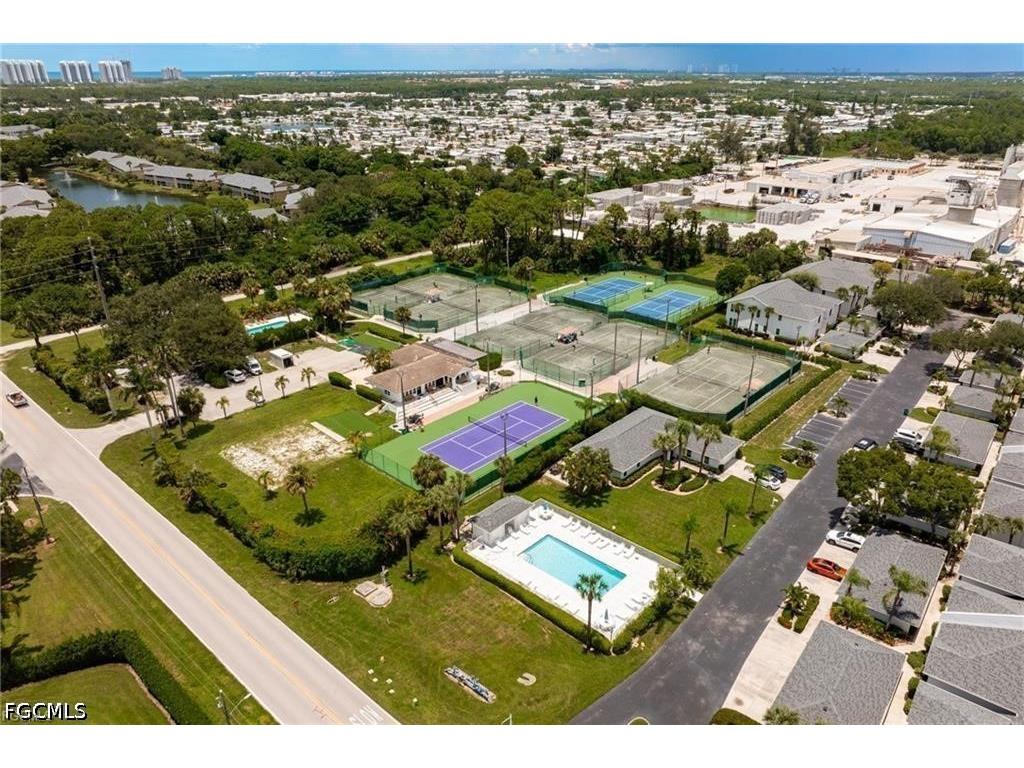 1941 Princess Court Naples FL 34110 2026018384 image46
