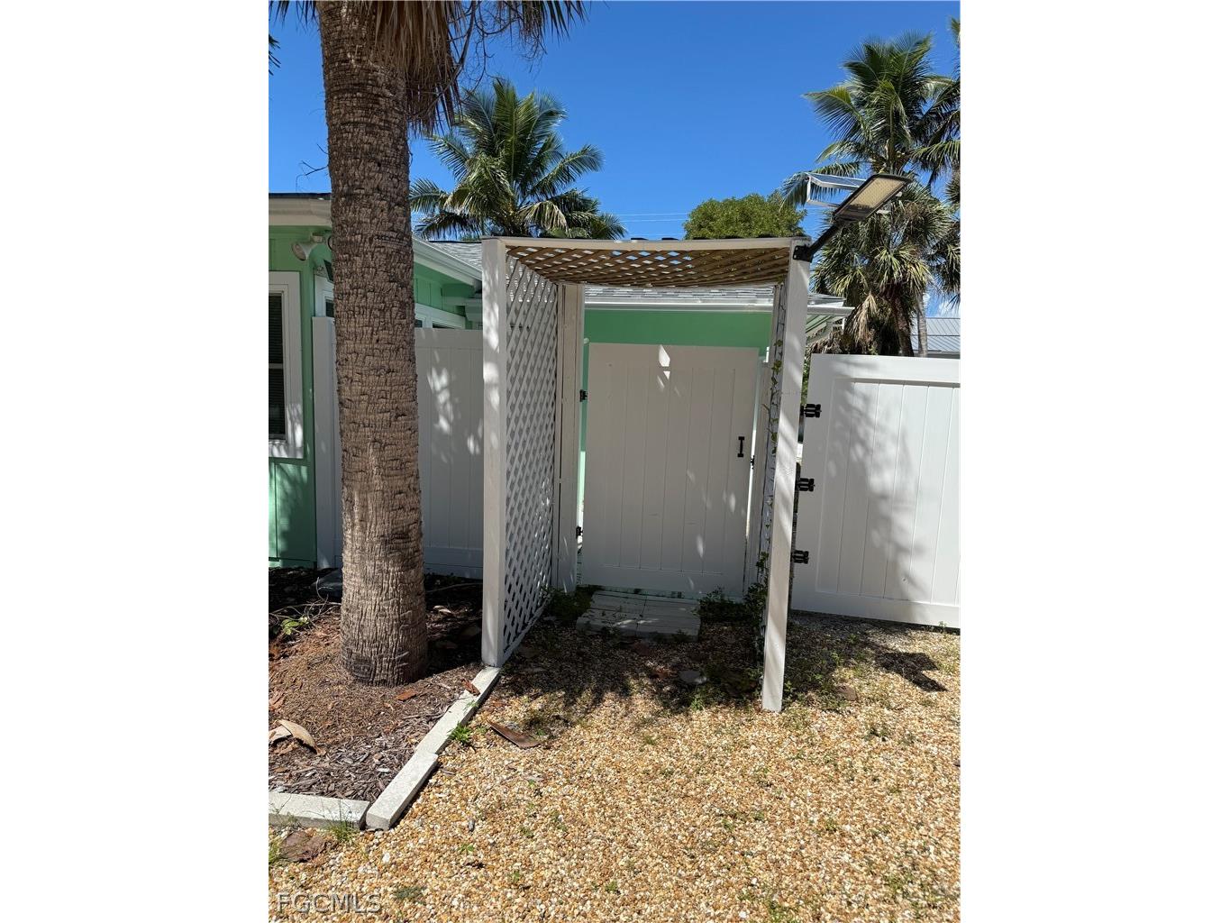 1942 Roseate Lane Sanibel FL 33957 2026012284 image2