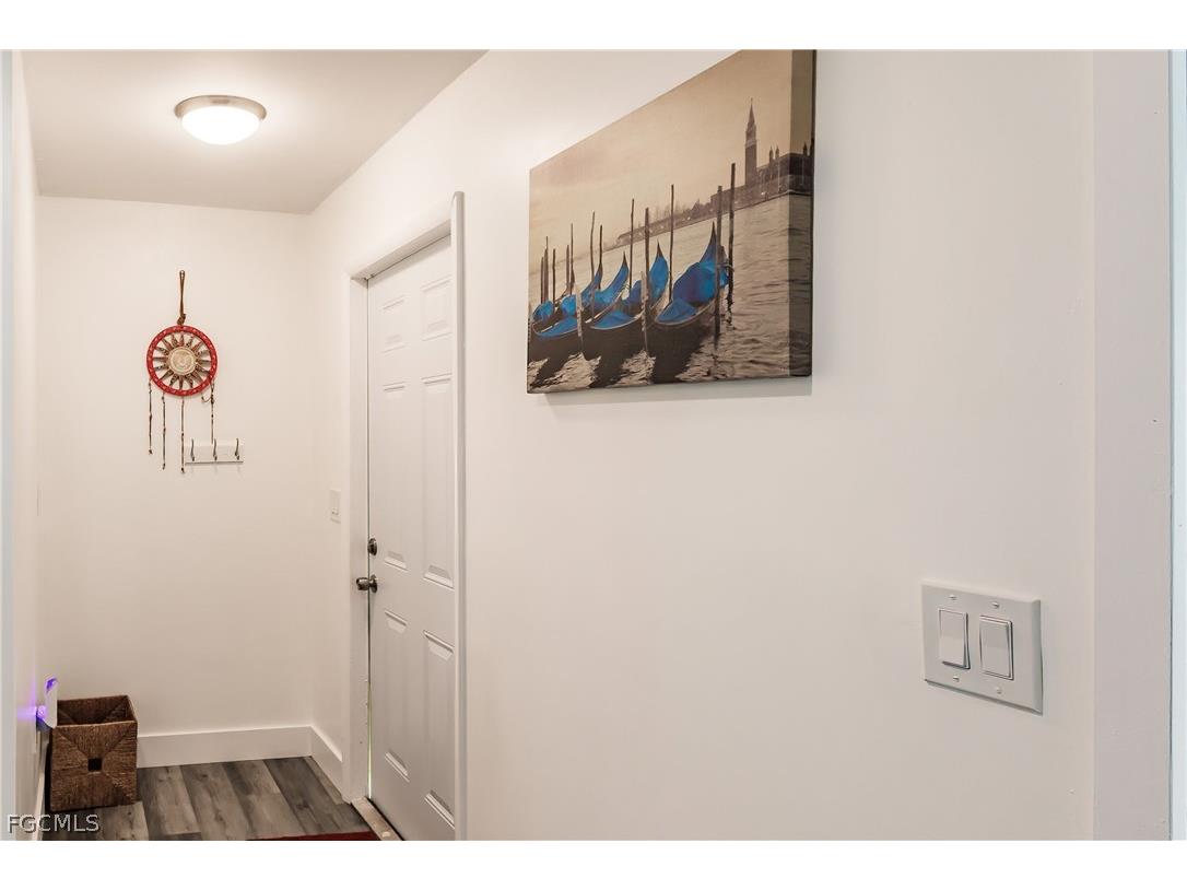1942 Roseate Lane Sanibel FL 33957 2026012284 image3