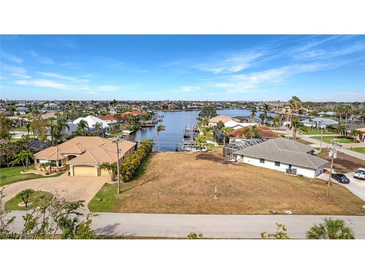 1942 SE 21st Court Cape Coral FL 33990 223075329 image1