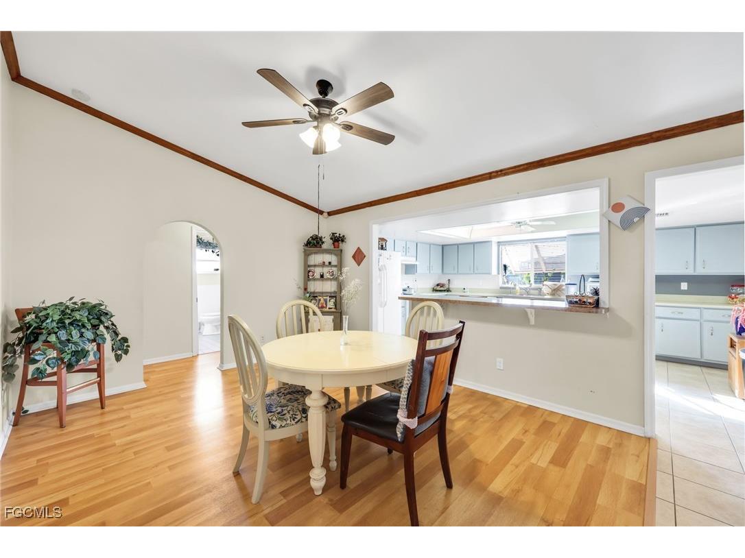 1942 SW 2nd Place Cape Coral FL 33991 2025024699 image10