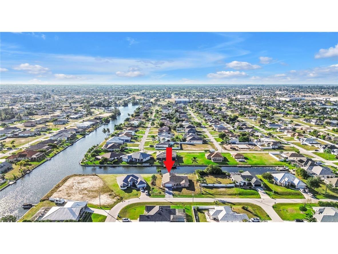 1942 SW 2nd Place Cape Coral FL 33991 2025024699 image40