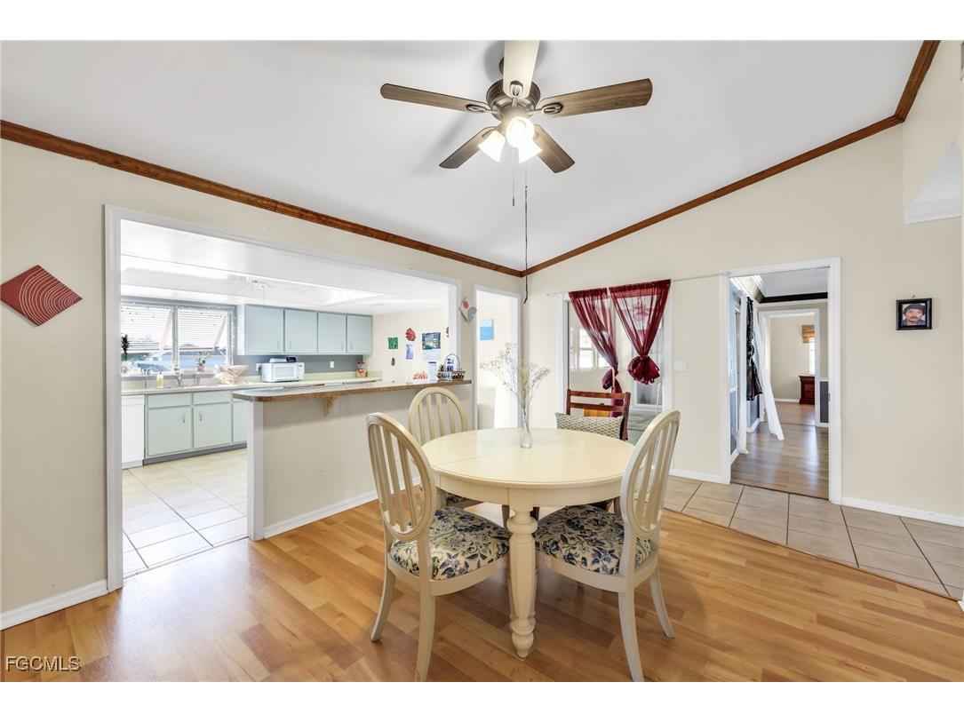 1942 SW 2nd Place Cape Coral FL 33991 2025024699 image9