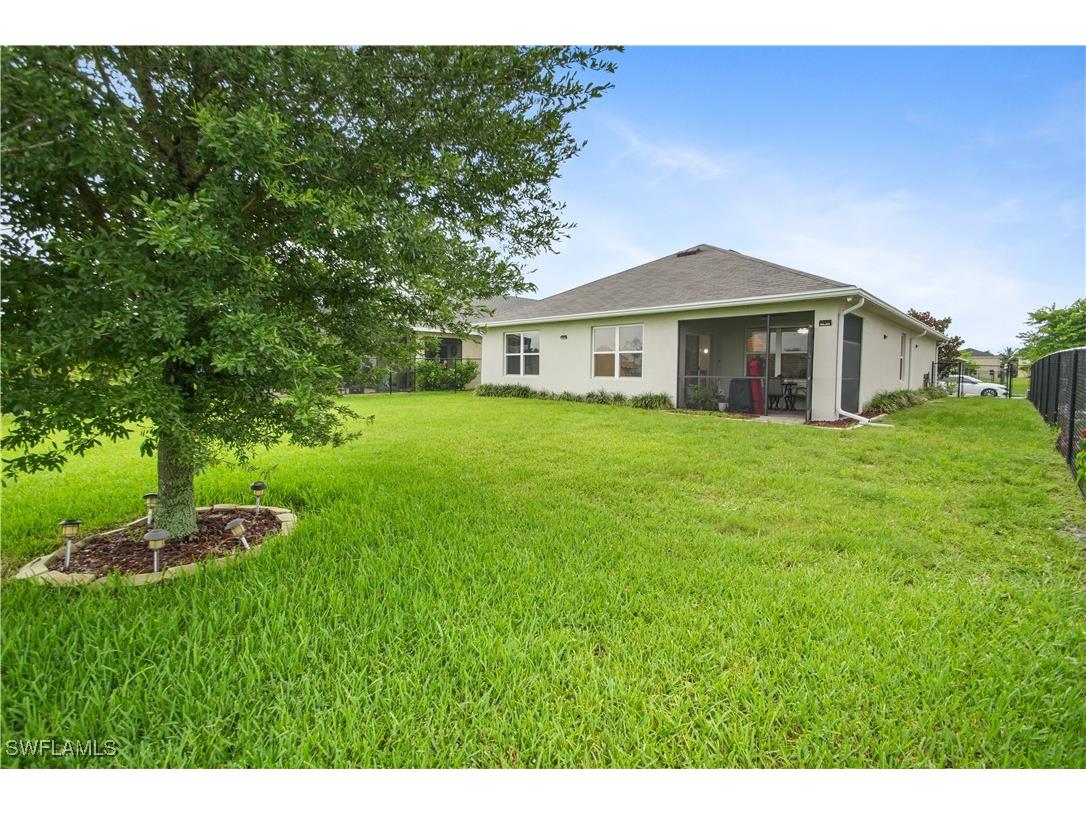 19420 Mossy Ledge Terrace Lehigh Acres FL 33936 225056167 image9