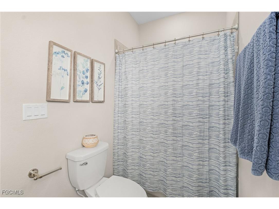 19424 Elston Way Estero FL 33928 2025010405 image12