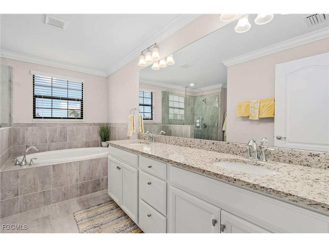 19424 Elston Way Estero FL 33928 2025010405 image23