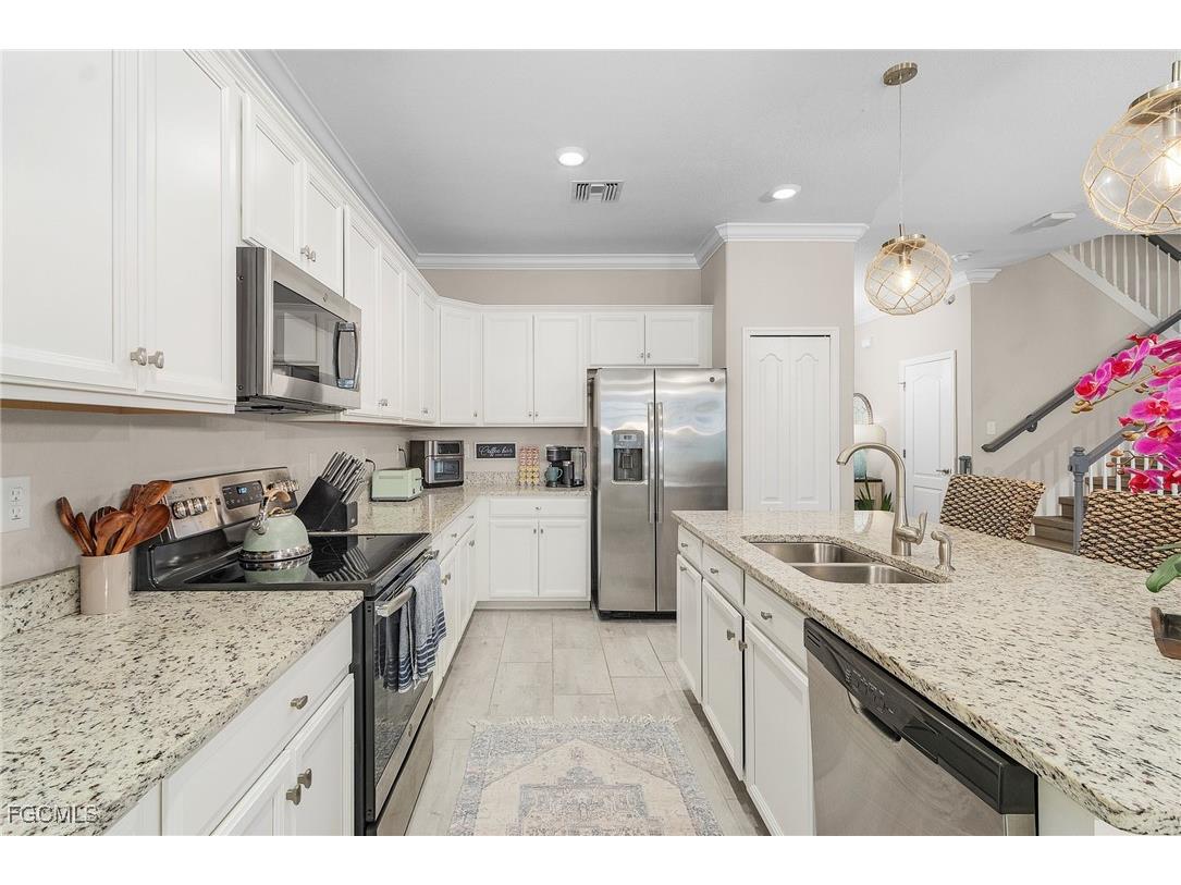 19424 Elston Way Estero FL 33928 2025010405 image9