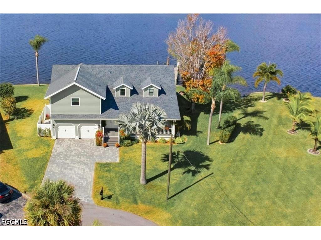1943 Bahama Avenue Fort Myers FL 33905 2026026335 image7