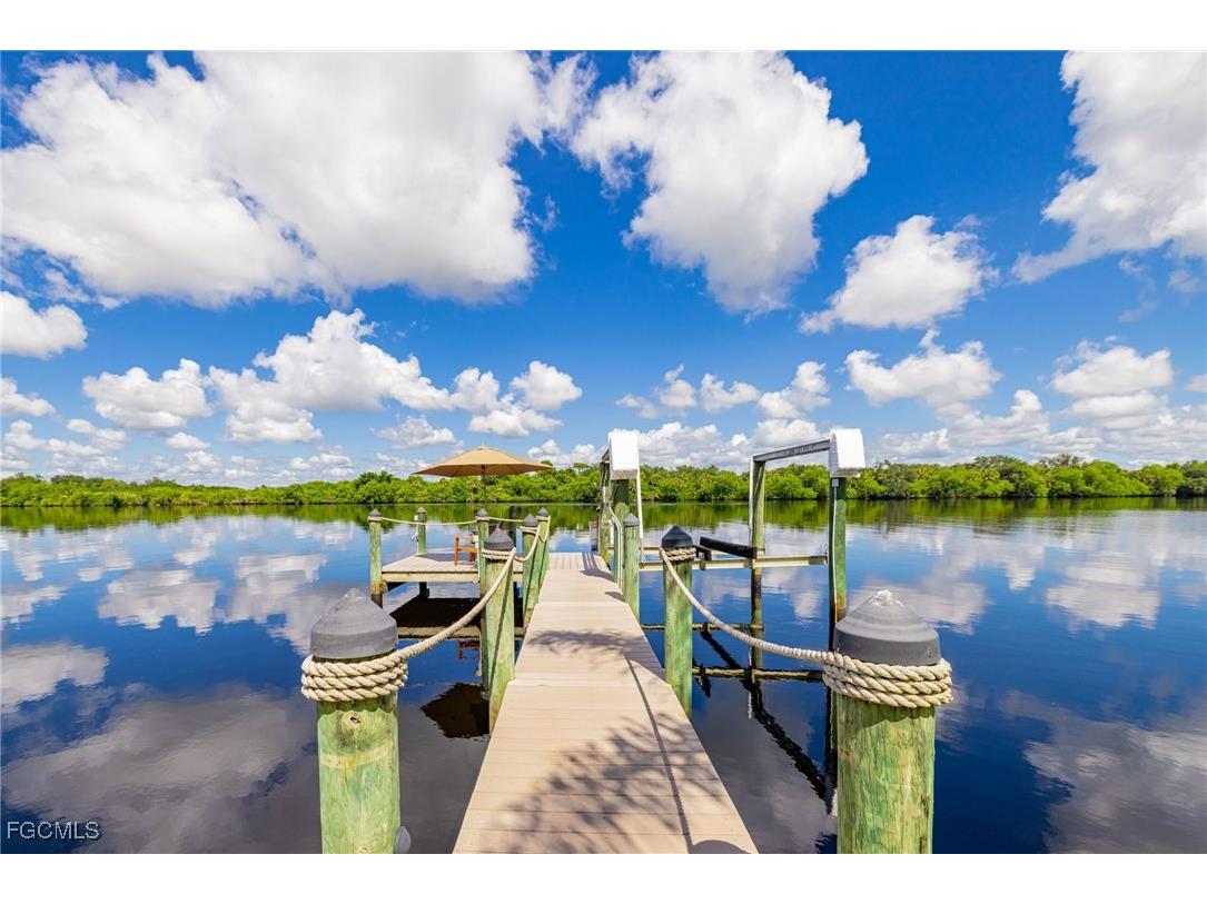 1943 Bahama Avenue Fort Myers FL 33905 224052390 image39